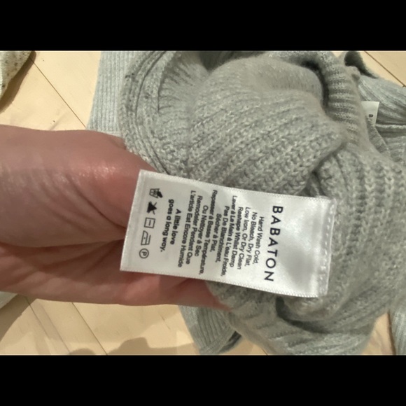 Babaton gray sweater - Picture 3 of 3